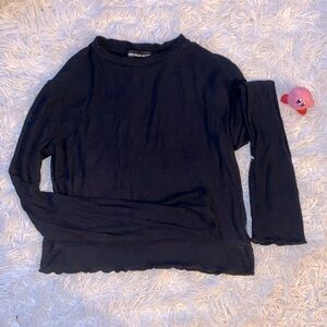 Soft, black, long sleeve shirt!